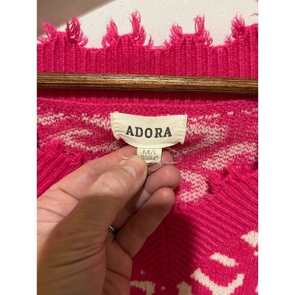 Adora Pink Animal Print Sweater with frayed bottom size M/L - Picture 4 of 6